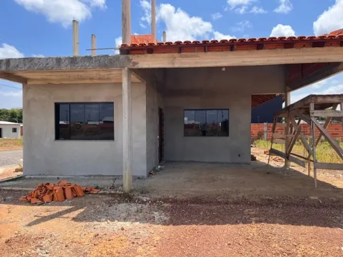 Casa Residencial em Construção à venda- Residencial Castelinho