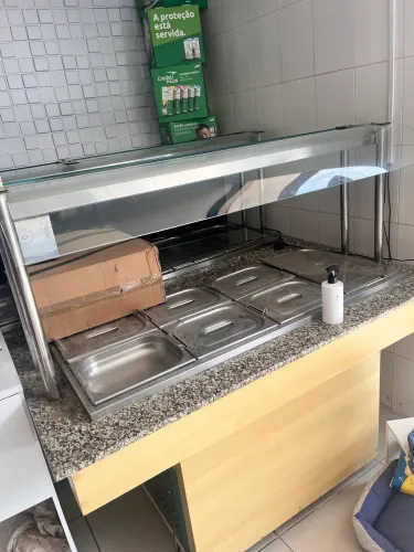 Carrinho self service quente e friu