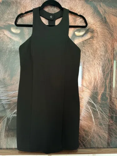 Vestido Preto Elegante Zara