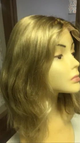 Peruca loira cabelo natural