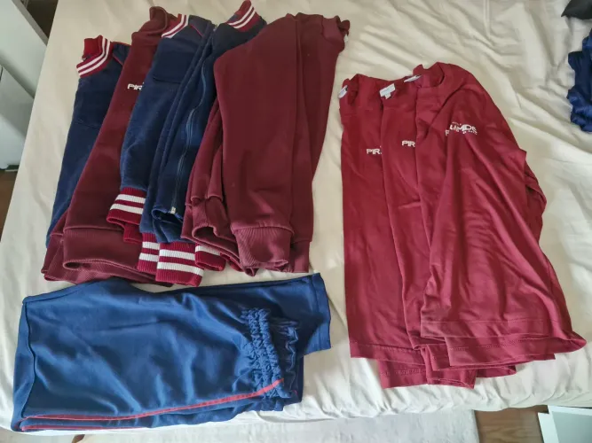 Uniforme pirâmide do saber tam 14