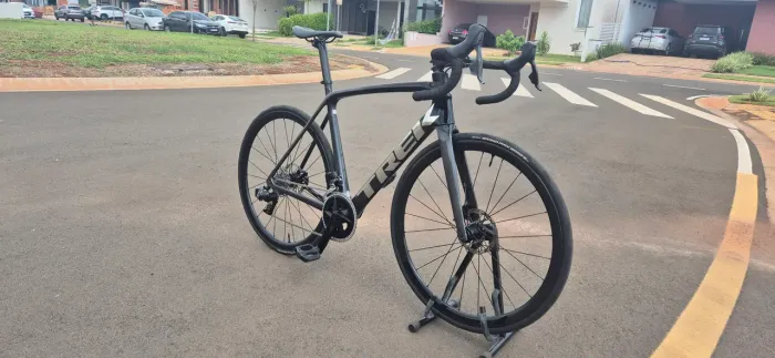 Trek Émonda SL 6 AXS 22/23 Seminova - Tamanho 56 Carbono, 12v Wireless - Muito nova