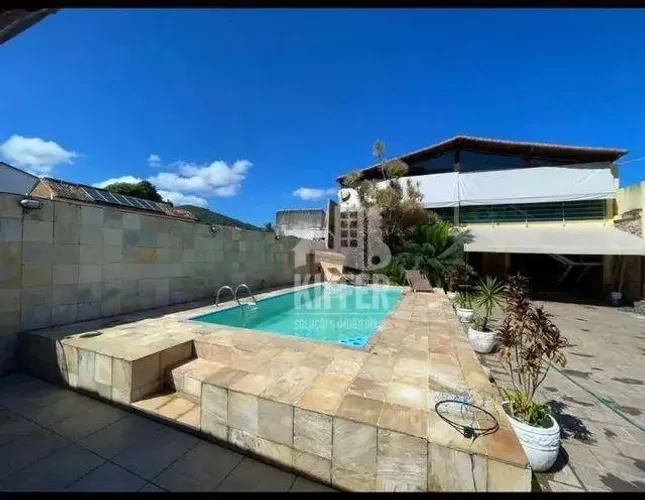 Casa com 4 quartos à venda, 360 m² por R$ 1.300.000 - Piratininga - Niterói/RJ