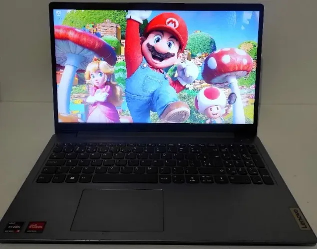 Notebook Lenovo Ryzen 5 5500U Radeon Vega 7 (4 Meses de Uso)