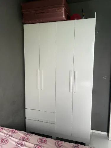 Guarda roupa