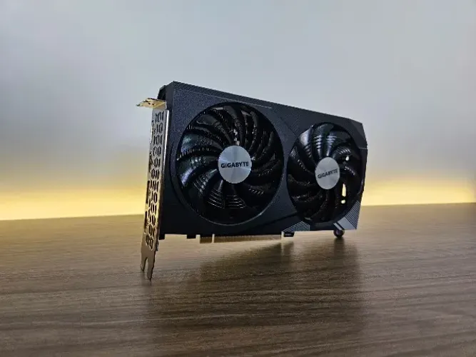 Placa de vídeo RTX 3060 GIGABYTE 12GB - Usada em Excelente Estado!