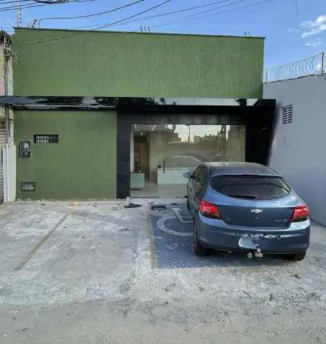 Casa Comercial Mobiliada para Aluguel no Centro de Teresina