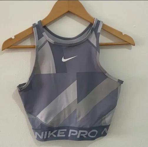 Cropped Nike