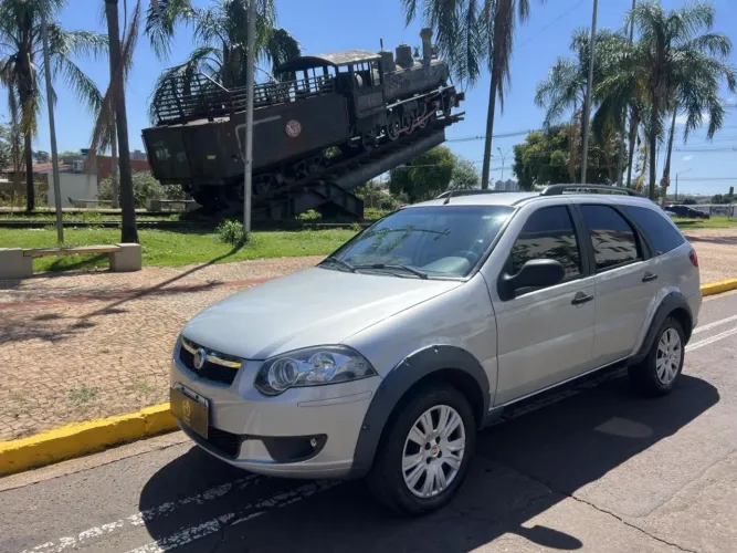 Fiat Palio Weekend Trekking 1.6 Flex 16V 5P 2013