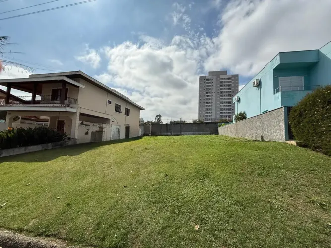 Terreno no Villa Branca 1 para venda - Jacareí - 350m² - Bairro Villa Branca - Leve aclive