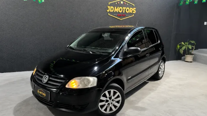 Volkswagen Fox Plus 1.0mi/ 1.0mi Total Flex 8V 4P 2010