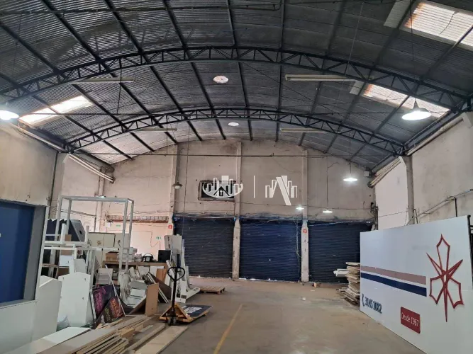Barracão para alugar, 893 m² por R$ 12.000,00/mês - Centro - Londrina/PR