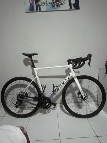 Vendo Sunpeed Astro Shimano Tiagra Tamanho XL- Apenas 10 pedais- estado de nova 