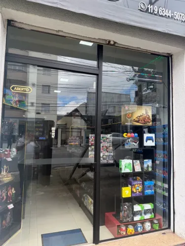 Vitrine com porta