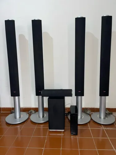 Torres para Home theater LG