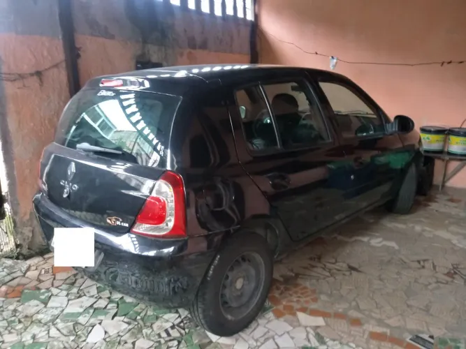 Alugo aplicativo Uber 99 etc. Renault Clio 16 expression completo GNV 16mts.