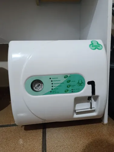 Autoclave BIOEX 12L funcionando perfeitamente todos os ciclos.