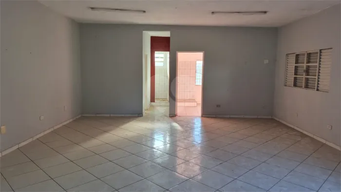 Sobreloja no conjunto residencial Butantã