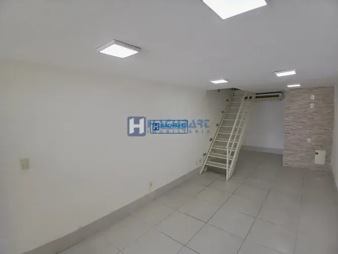ALUGUEL - Loja - Jardim Camburi - R$ 3.015,00 + Taxas REF: R-139