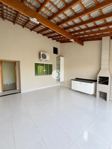 Casa à Venda - 3 dormitórios (1 Suíte) - Vila Mollon IV em Santa Bárbara D'Oeste REF: 201