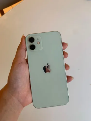 iPhone 12 - usado - em perfeito estado