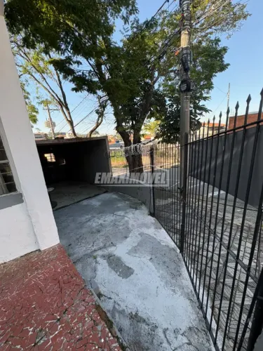 Casa térrea com 3 Quartos sendo 1 suíte - Trujillo - Sorocaba/SP