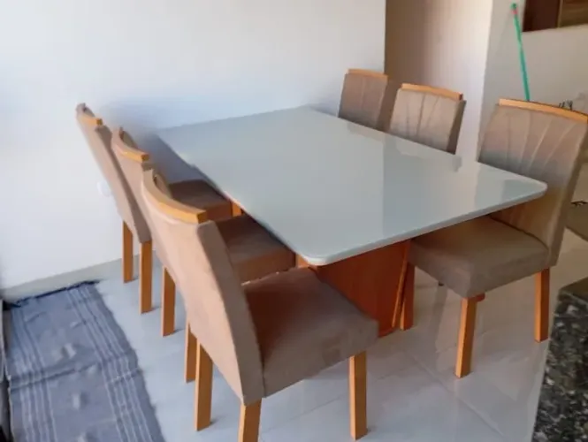 Mesa de jantar de 6 lugares Apogeu Lopas na pronta entrega