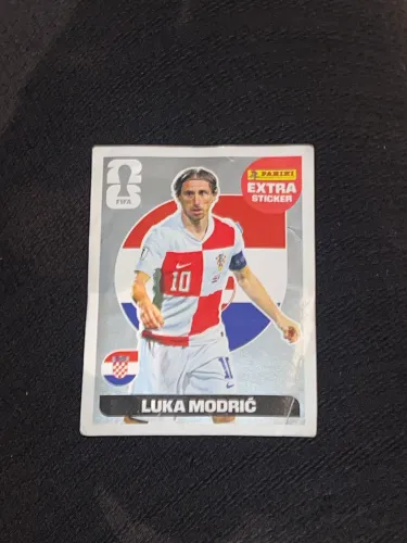 Figurinha extra sticker prata Modric