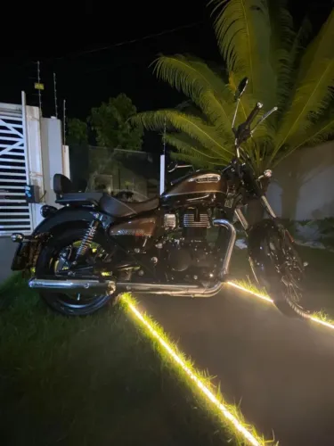 Royal Enfield Meteor 350 - 14.000 km IMPECÁVEL