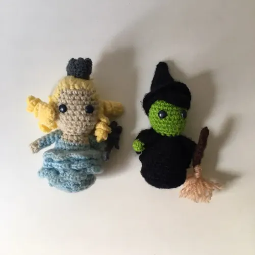 Amigurumis Elphaba e Glinda Wicked