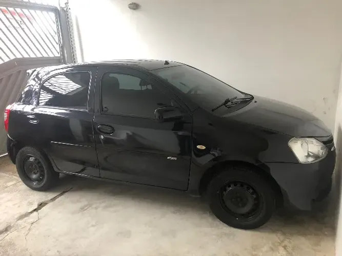 Toyota Etios XS 1.3 Flex 16V 5P Mec. 2013