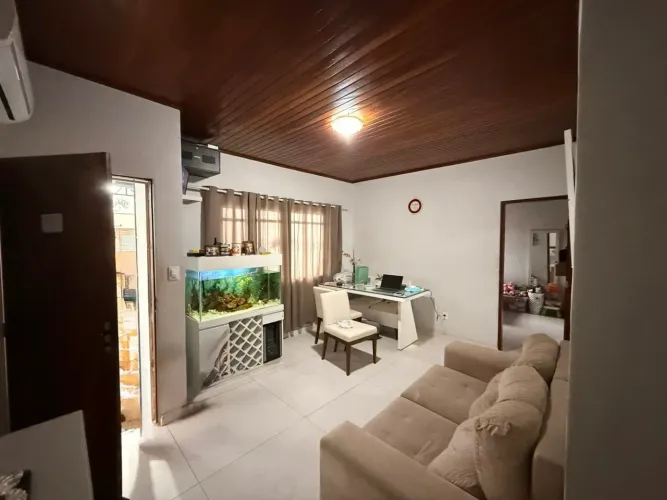 Vendo casa 2 quartos semi mobiliado