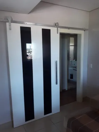 ALUGO APARTAMENTO NO EDIFÍCIO ATIAIA