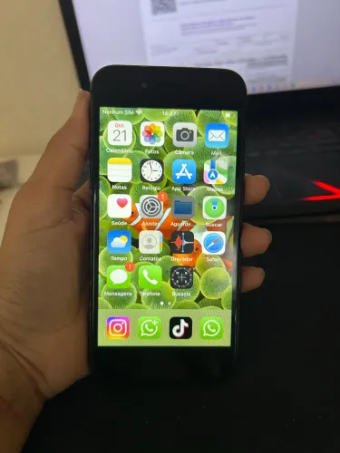 iPhone 8