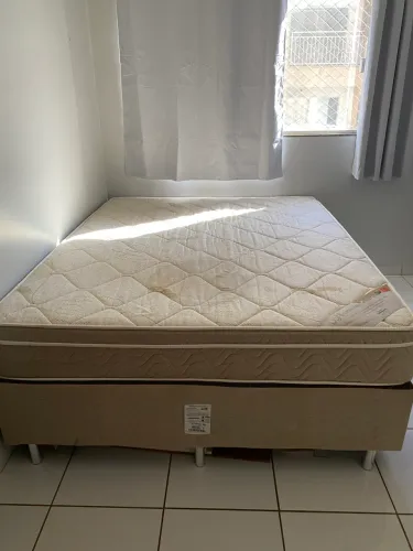 Cama Queen