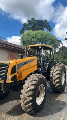 Vende-se trator bh 180