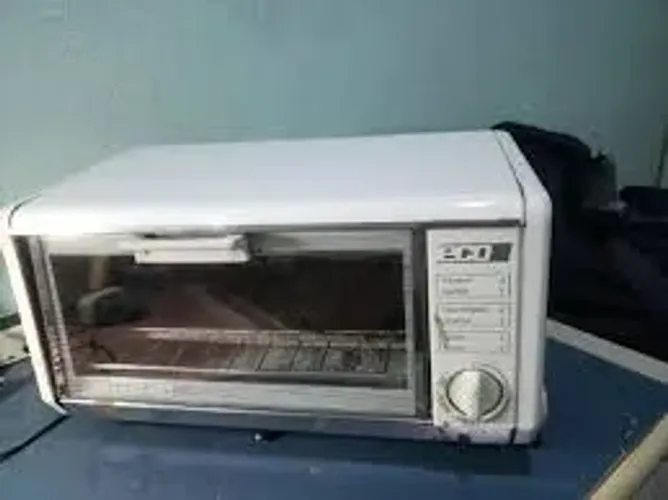 forninho elétrico de bancada da marca eco.