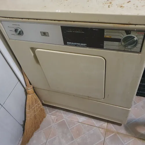 Vendo Secador de Roupas Antigo Brastemp Elétrica