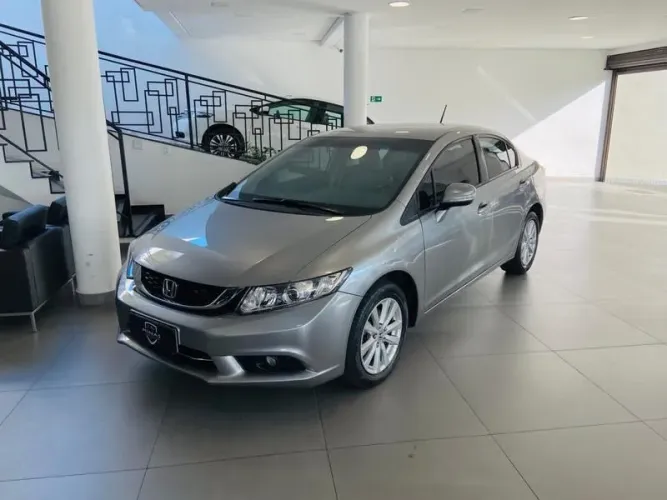 Honda Civic Sedan LXR 2.0 Flexone 16V Aut. 4P 2015
