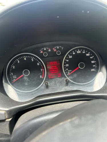 Volkswagen Gol Geração V 1.6 8V MI Total Flex I-motion 4P 2013