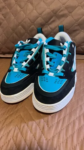 Vendo tênis adidas adi2000