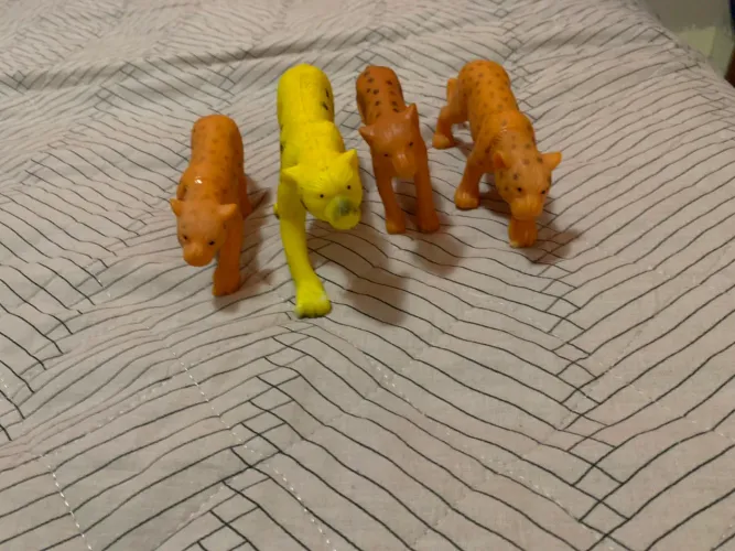 brinquedos da savana