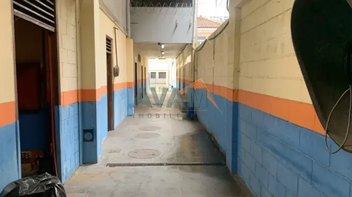 Comercial/Industrial-Prédio Inteiro-Padrão-Rio de Janeiro