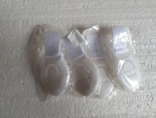Kit Com 4 Travas Gaveta Armário Segurança Proteção Bebe Branco