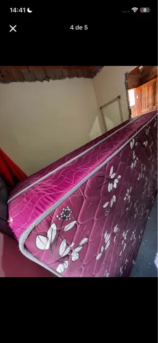 Vendo uma cama de casal