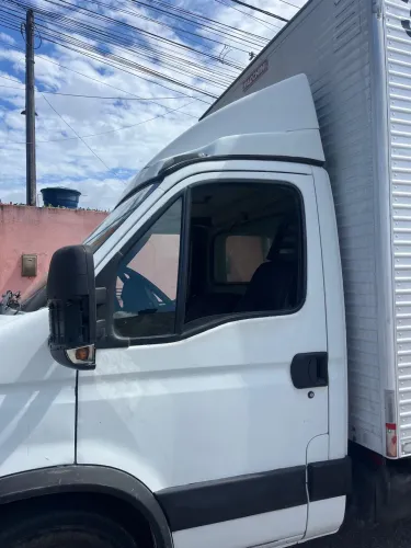 IVECO DAILY. 70c16 Ano 2010  motor euro 3