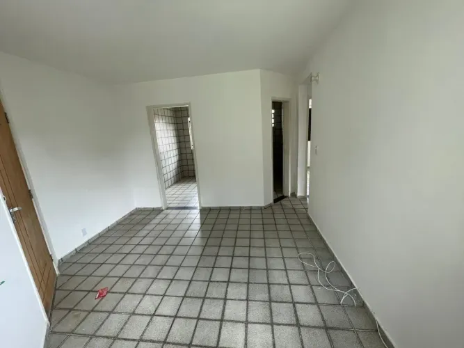 Vendo apto 2/4 no José Tenório, Serraria