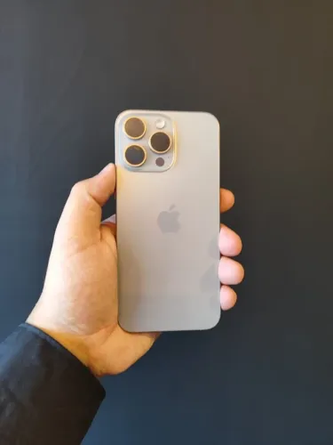 iPhone 15 Pro Max 256GB - Natural Titanium