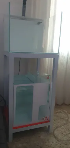 Aquario 100 litros com sump