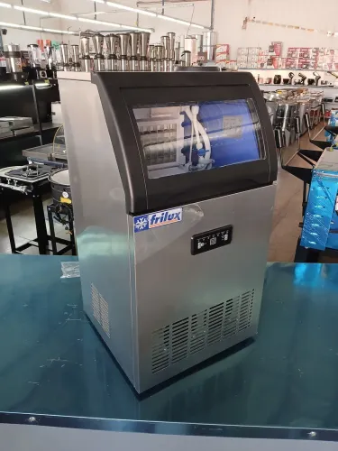 Máquina de Gelo Inoz 65kg/dia 220V - Frilux